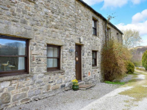 2 Swallowholm Cottages
